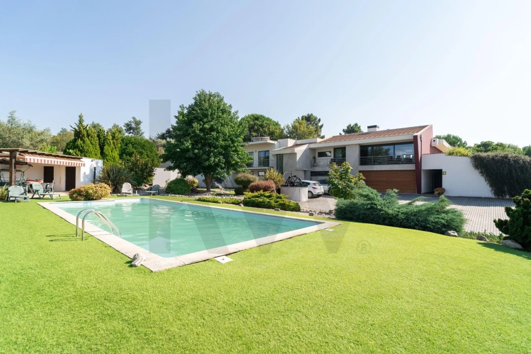 Quinta T5 para Venda em Lagos da Beira e Lajeosa Foto 2