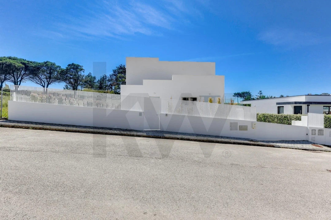 Moradia T3 para Venda em Ericeira Foto 1