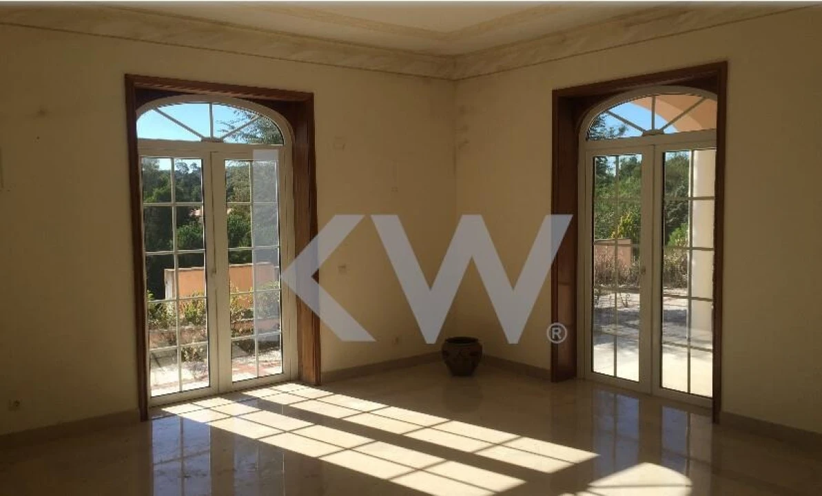 Moradia T5 para Venda em Queluz e Belas Foto 31