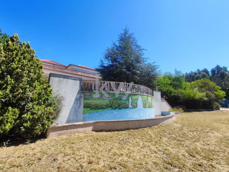 Moradia T5 para Venda em Queluz e Belas Foto 130