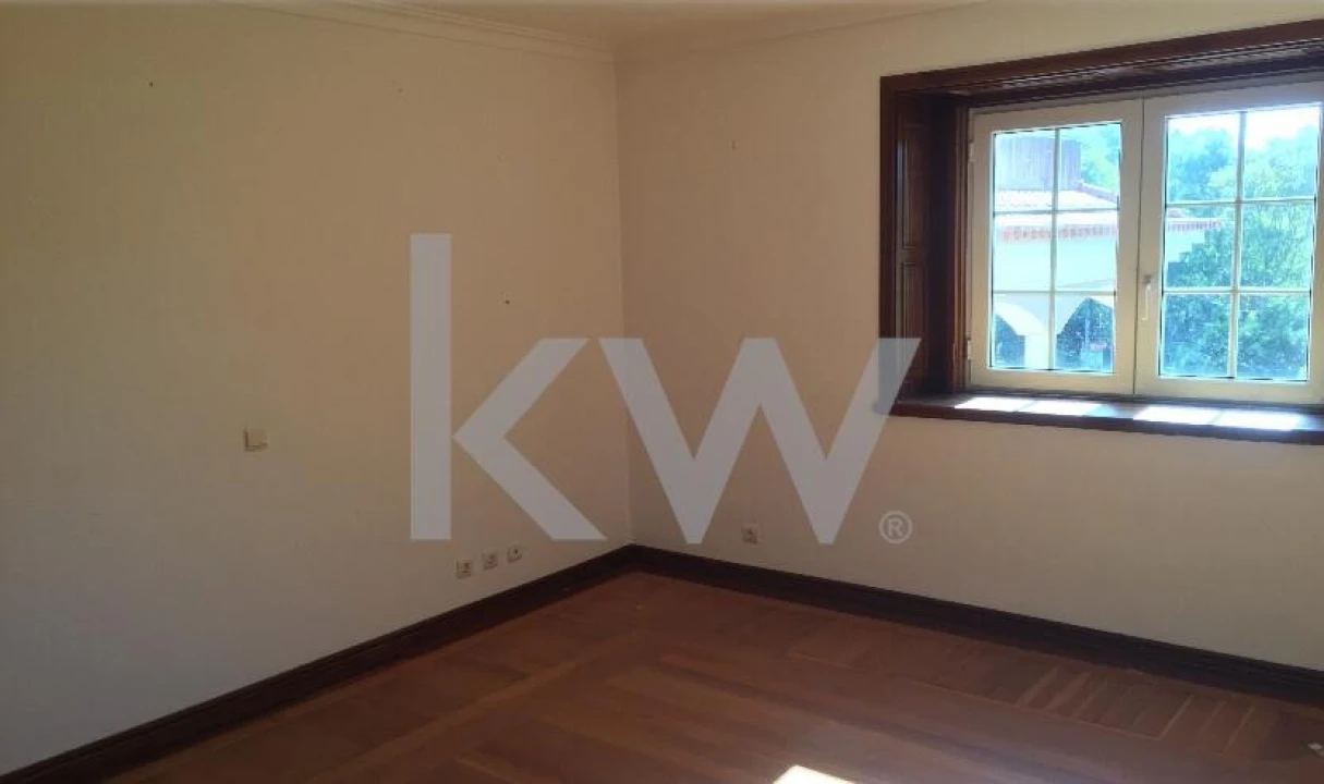 Moradia T5 para Venda em Queluz e Belas Foto 83