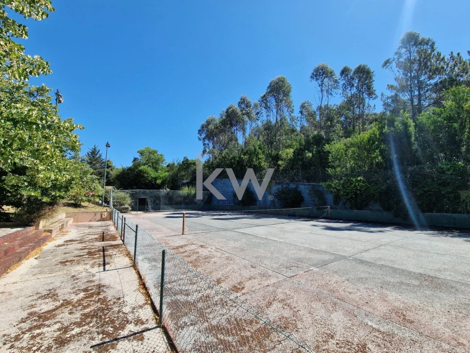 Moradia T5 para Venda em Queluz e Belas Foto 136