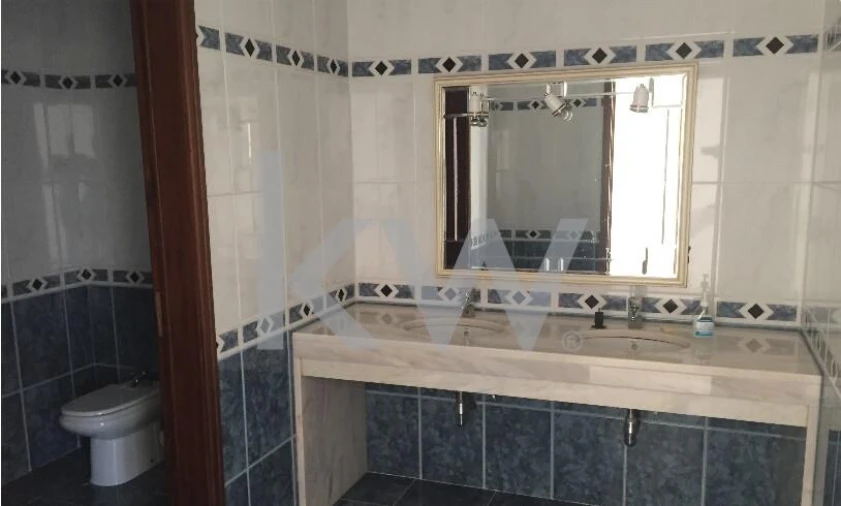 Moradia T5 para Venda em Queluz e Belas Foto 80