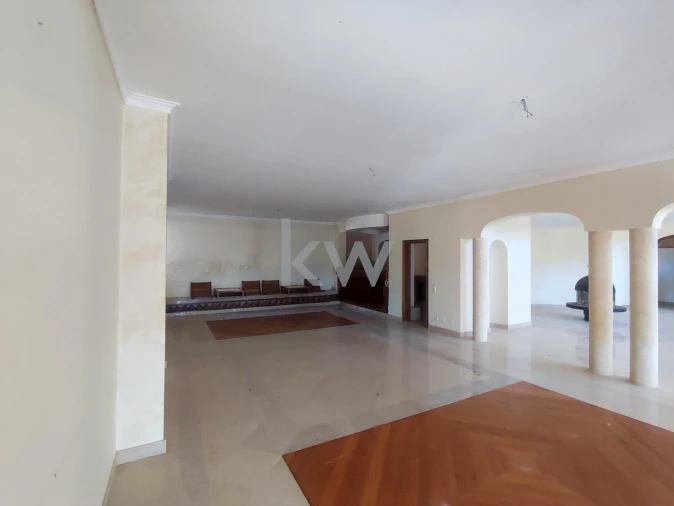 Moradia T5 para Venda em Queluz e Belas Foto 61