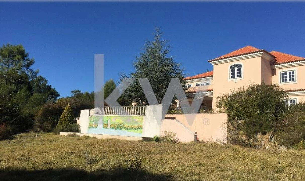 Moradia T5 para Venda em Queluz e Belas Foto 108