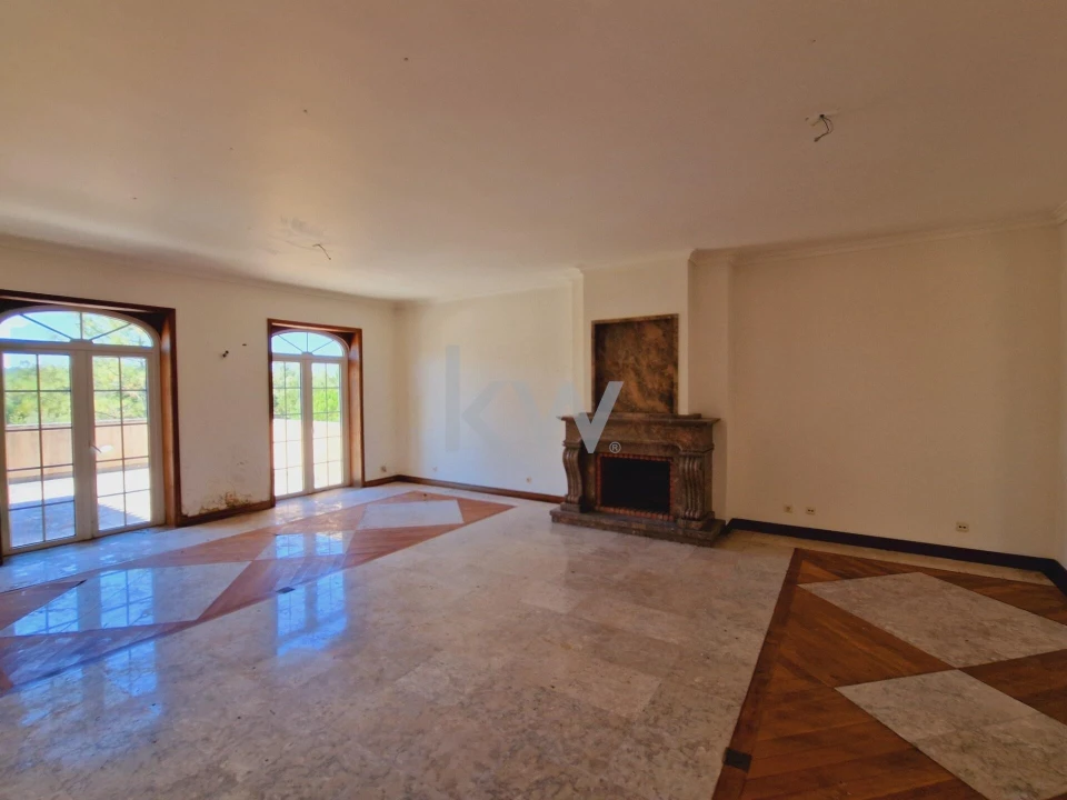 Moradia T5 para Venda em Queluz e Belas Foto 32