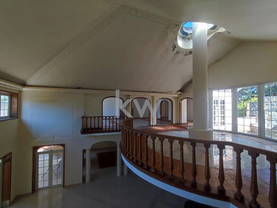 Moradia T5 para Venda em Queluz e Belas Foto 15