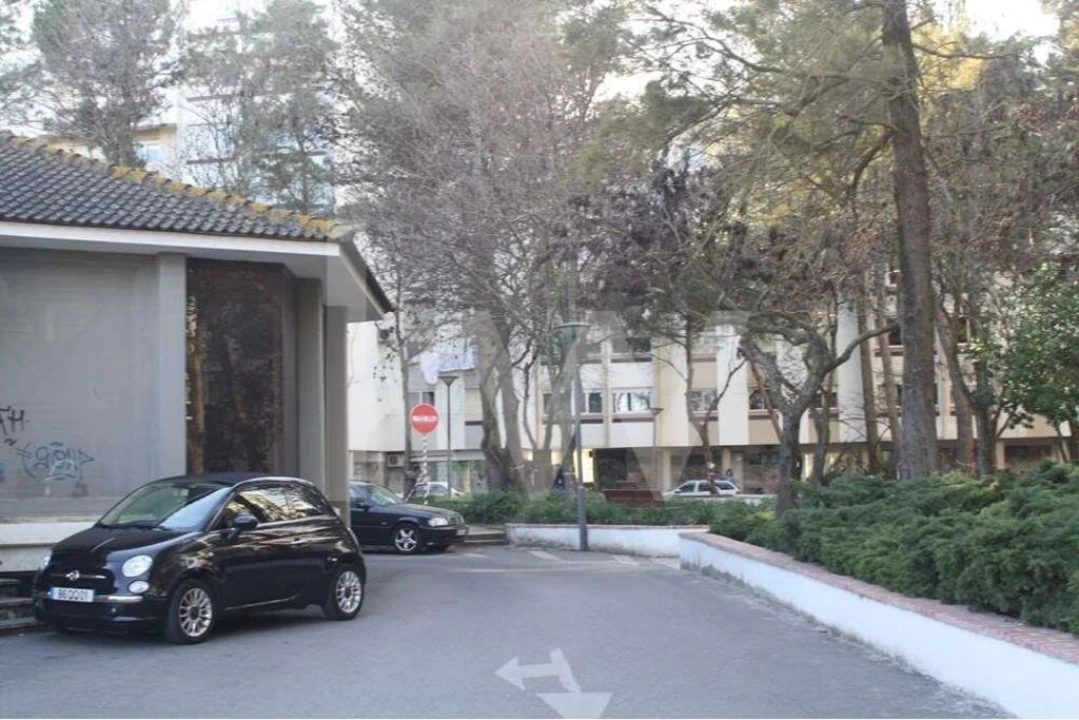 Escritório para Venda em Algés, Linda-A-Velha e Cruz Quebrada-Dafundo Foto 4