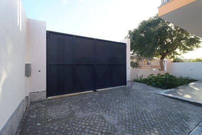 Moradia T3 para Venda em Cascais e Estoril