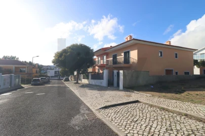 Moradia T3 para Venda em Cascais e Estoril