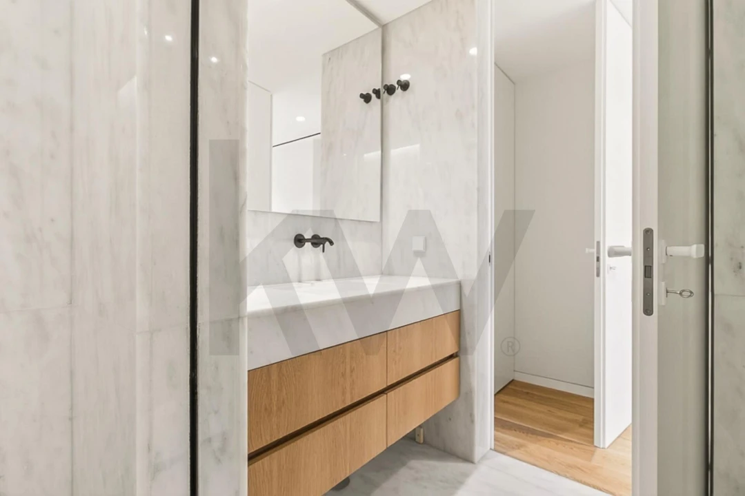 Apartamento T4 para Venda em Aldoar, Foz do Douro e Nevogilde Foto 26