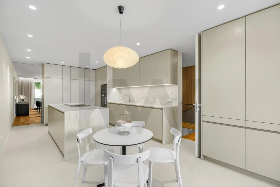 Apartamento T4 para Venda em Aldoar, Foz do Douro e Nevogilde Foto 6