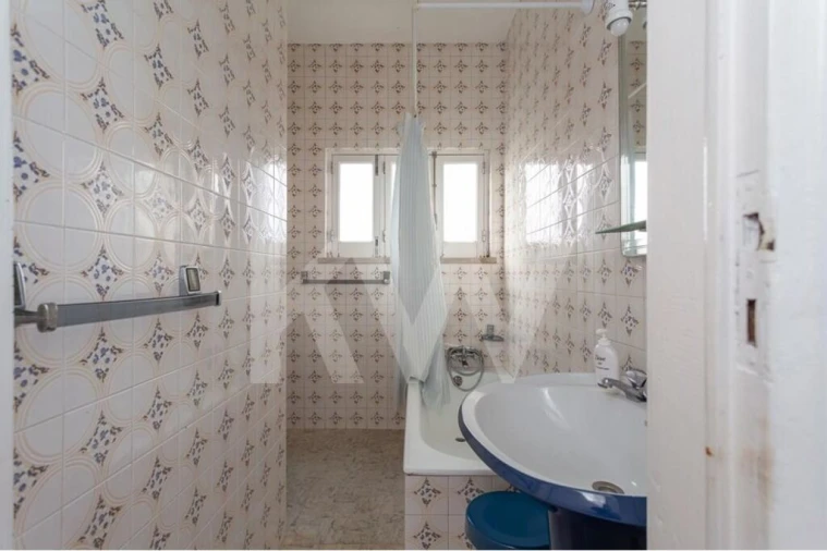 Moradia T5 para Venda em Tornada e Salir do Porto Foto 62