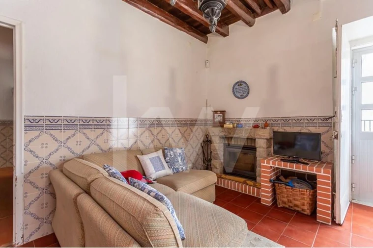 Moradia T5 para Venda em Tornada e Salir do Porto Foto 13