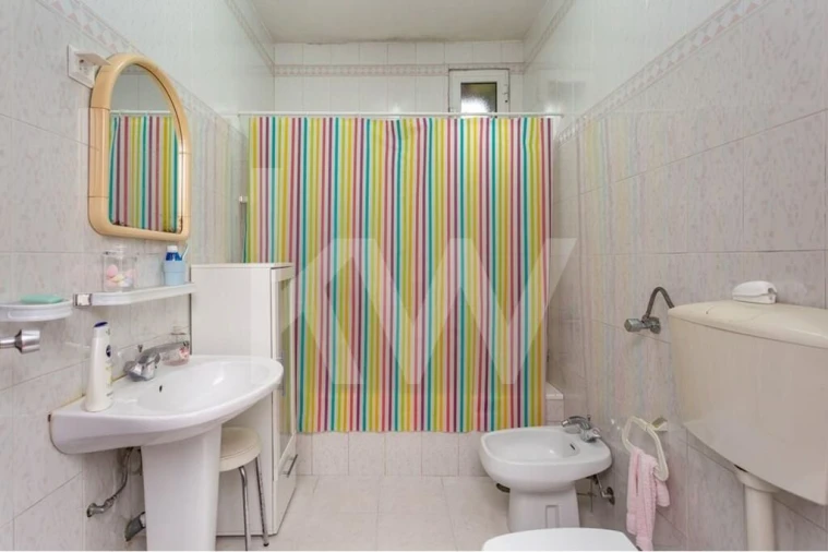 Moradia T5 para Venda em Tornada e Salir do Porto Foto 20