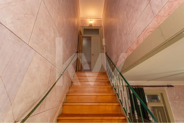 Moradia T5 para Venda em Tornada e Salir do Porto Foto 30