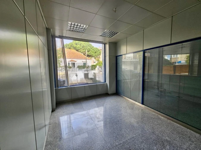 Loja para Venda em Costa da Caparica Foto 2