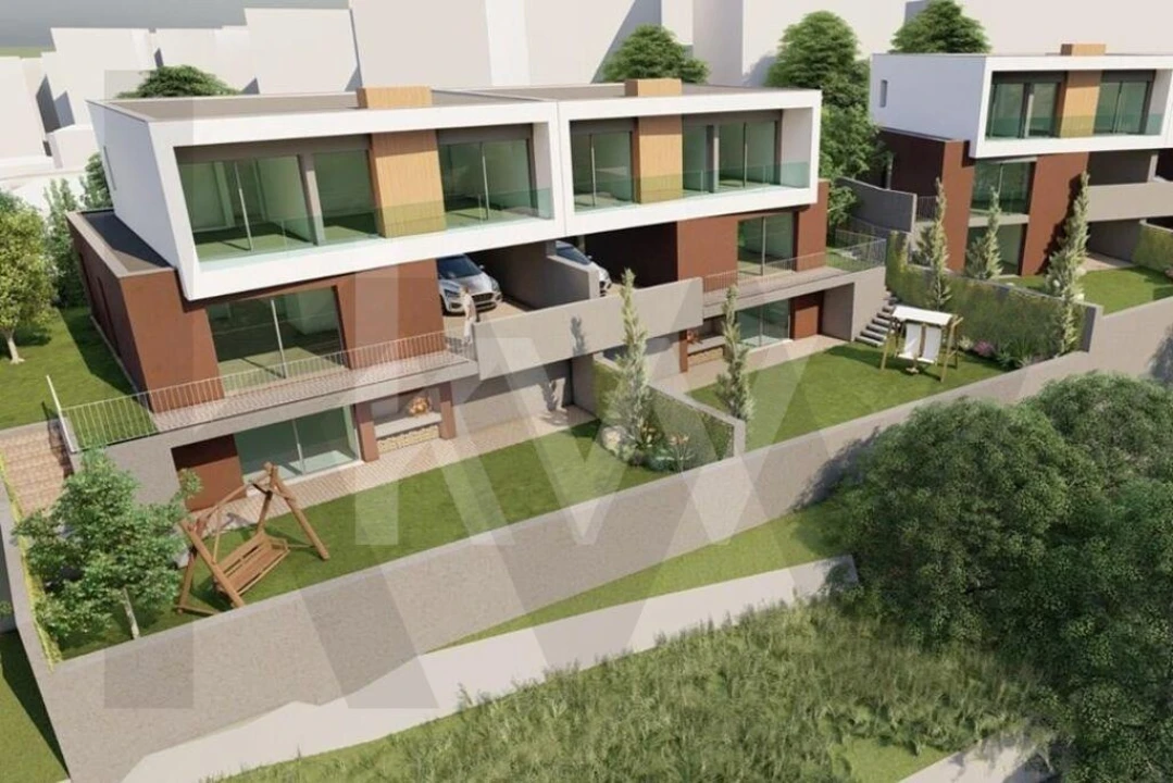 Moradia T3 para Venda em Caniço Foto 1