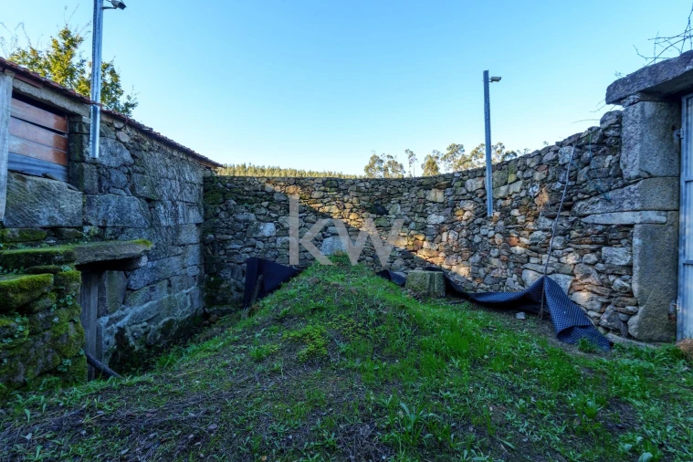 Quinta T2 para Venda em Talhadas Foto 6