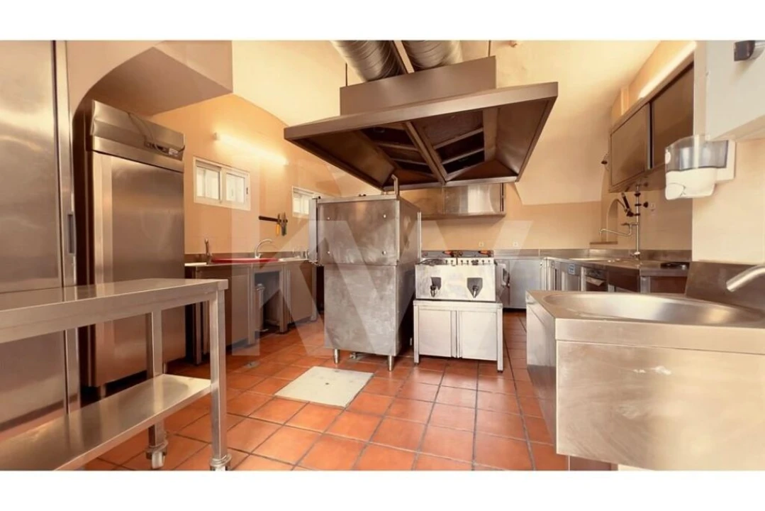 Loja para Venda em Beja (Santiago Maior e São João Baptista) Foto 8