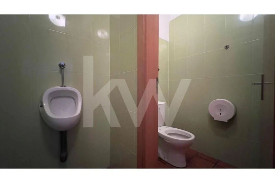 Loja para Venda em Beja (Santiago Maior e São João Baptista) Foto 21