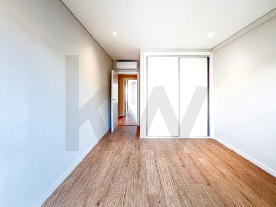 Apartamento T2 para Venda em Montenegro Foto 16