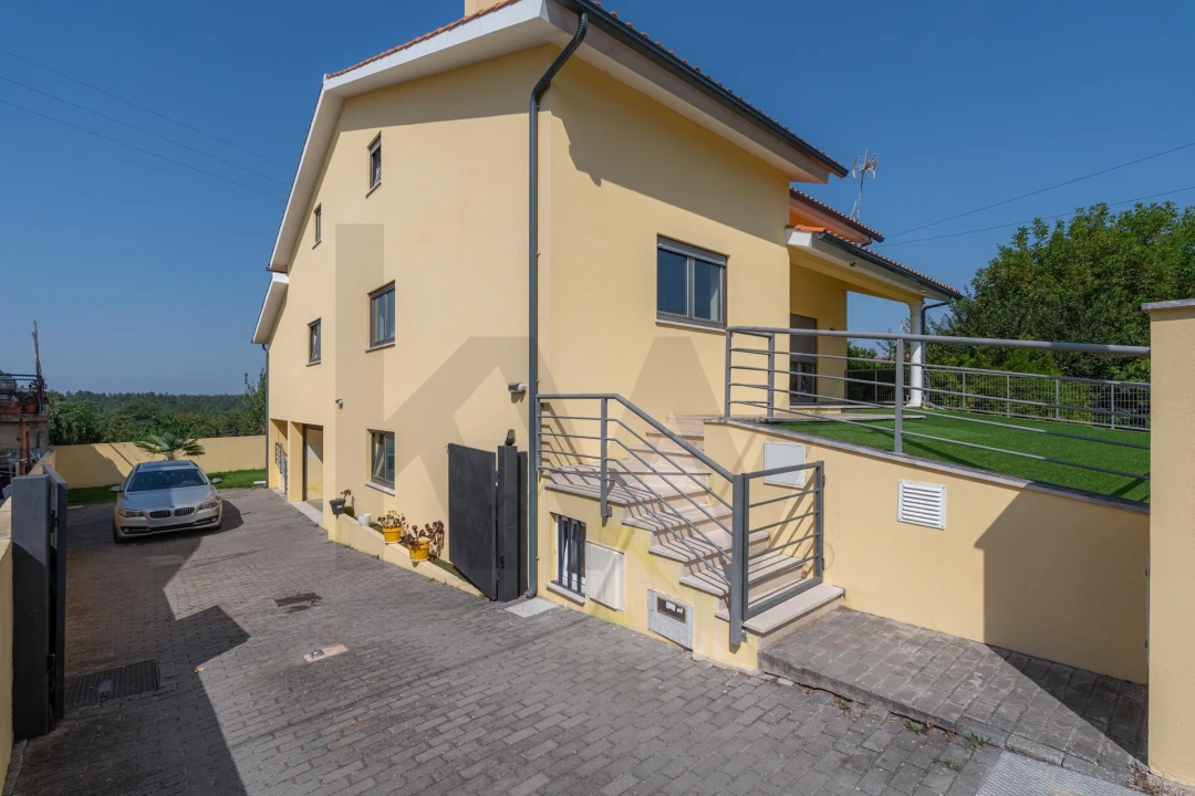 Moradia T3 para Venda em Cordinhã Foto 43