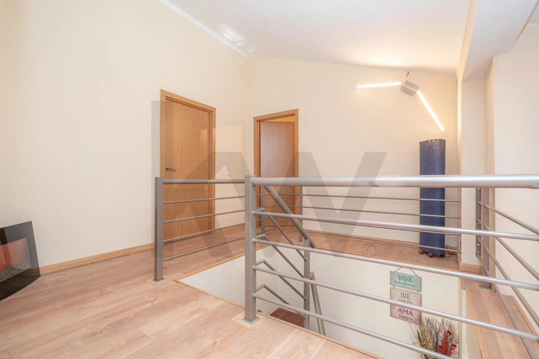 Moradia T3 para Venda em Cordinhã Foto 12