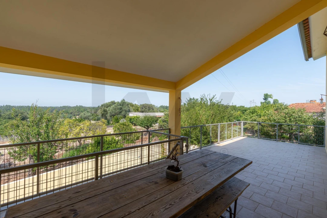 Moradia T3 para Venda em Cordinhã Foto 49