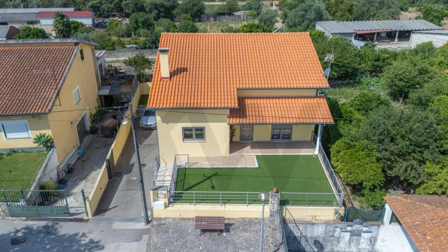 Moradia T3 para Venda em Cordinhã Foto 3