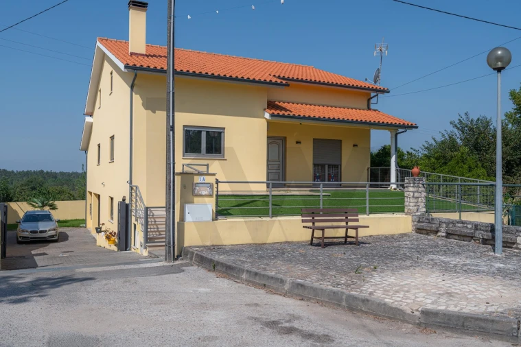 Moradia T3 para Venda em Cordinhã Foto 42