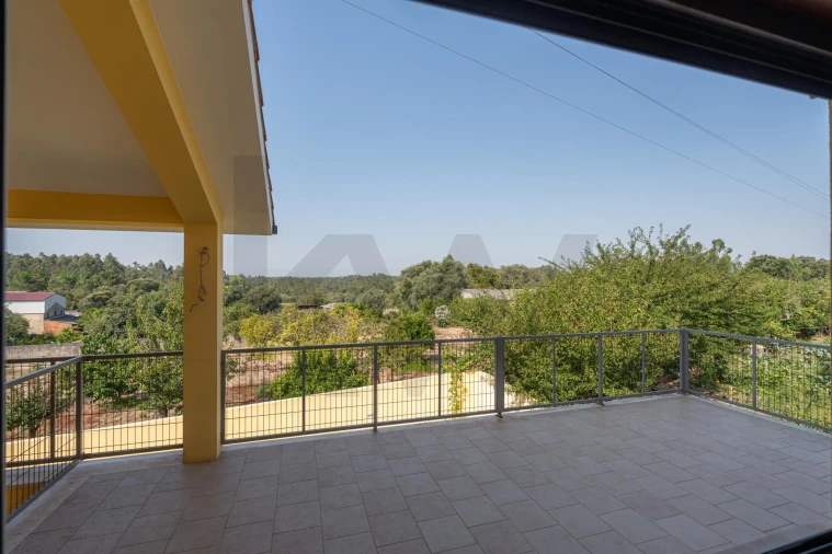 Moradia T3 para Venda em Cordinhã Foto 19