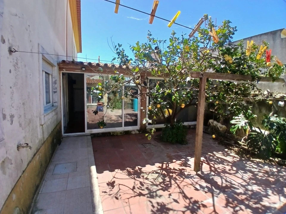 Moradia T3 para Venda em Santa Barbara Foto 35