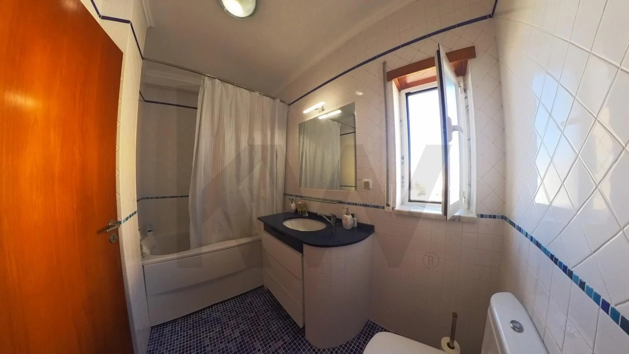 Moradia T3 para Venda em Santa Barbara Foto 11