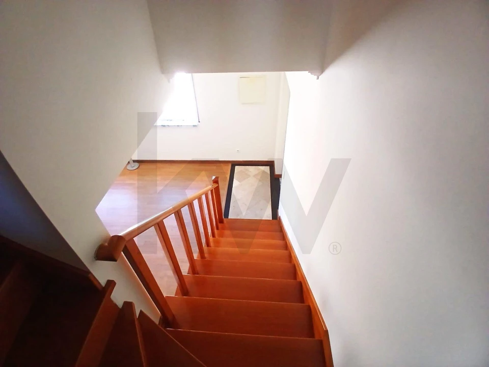 Moradia T3 para Venda em Santa Barbara Foto 25