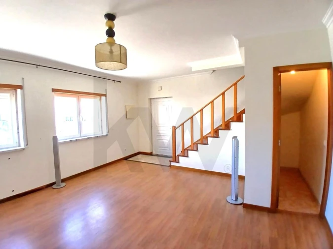 Moradia T3 para Venda em Santa Barbara Foto 6