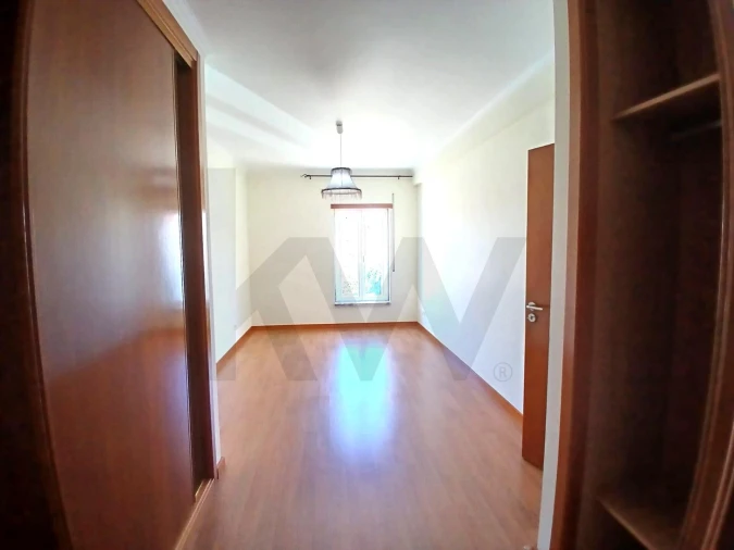 Moradia T3 para Venda em Santa Barbara Foto 17