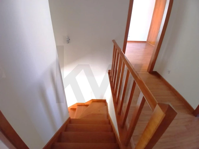 Moradia T3 para Venda em Santa Barbara Foto 24