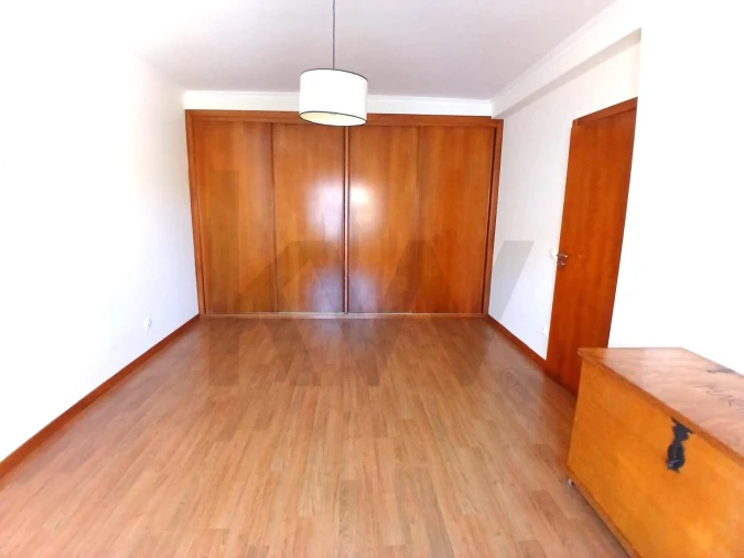 Moradia T3 para Venda em Santa Barbara Foto 7