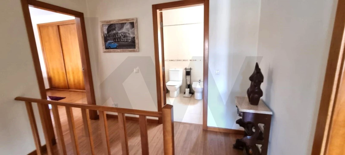 Moradia T3 para Venda em Santa Barbara Foto 8