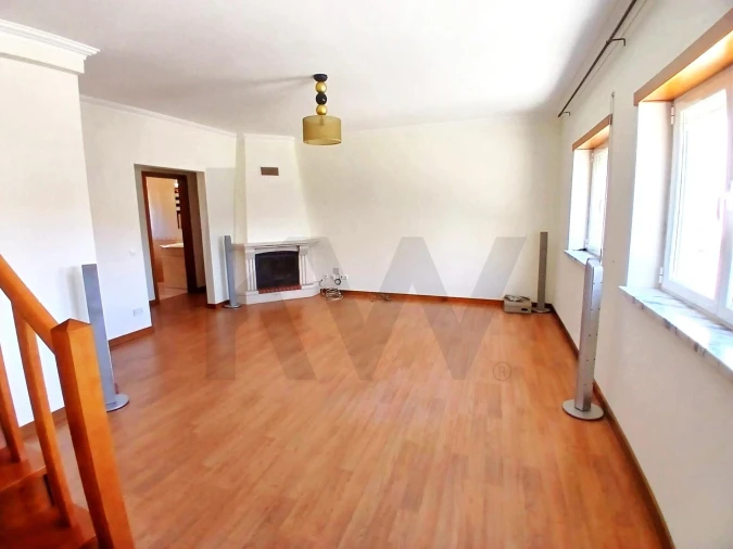 Moradia T3 para Venda em Santa Barbara Foto 5