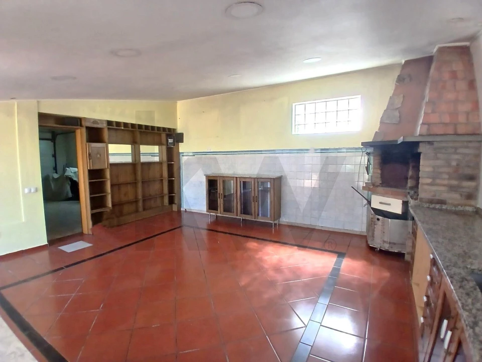 Moradia T3 para Venda em Santa Barbara Foto 32