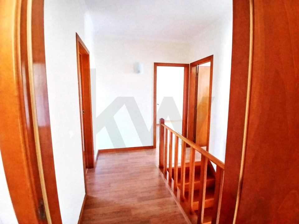 Moradia T3 para Venda em Santa Barbara Foto 22