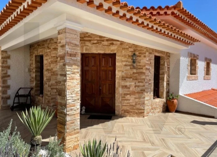 Moradia T6 para Venda em Caniço Foto 31