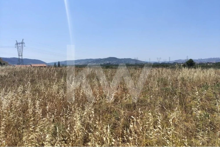Terreno para Venda em Santo Antão e São Julião do Tojal Foto 1