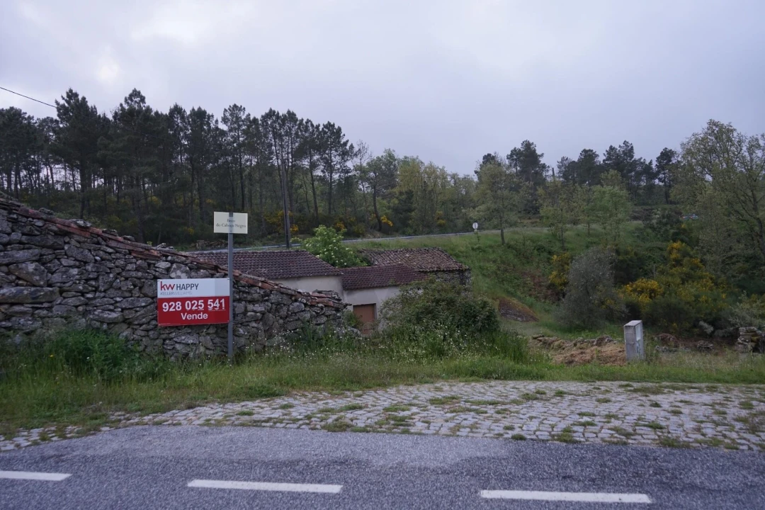 Moradia T4 para Venda em Aguiar da Beira e Coruche Foto 19