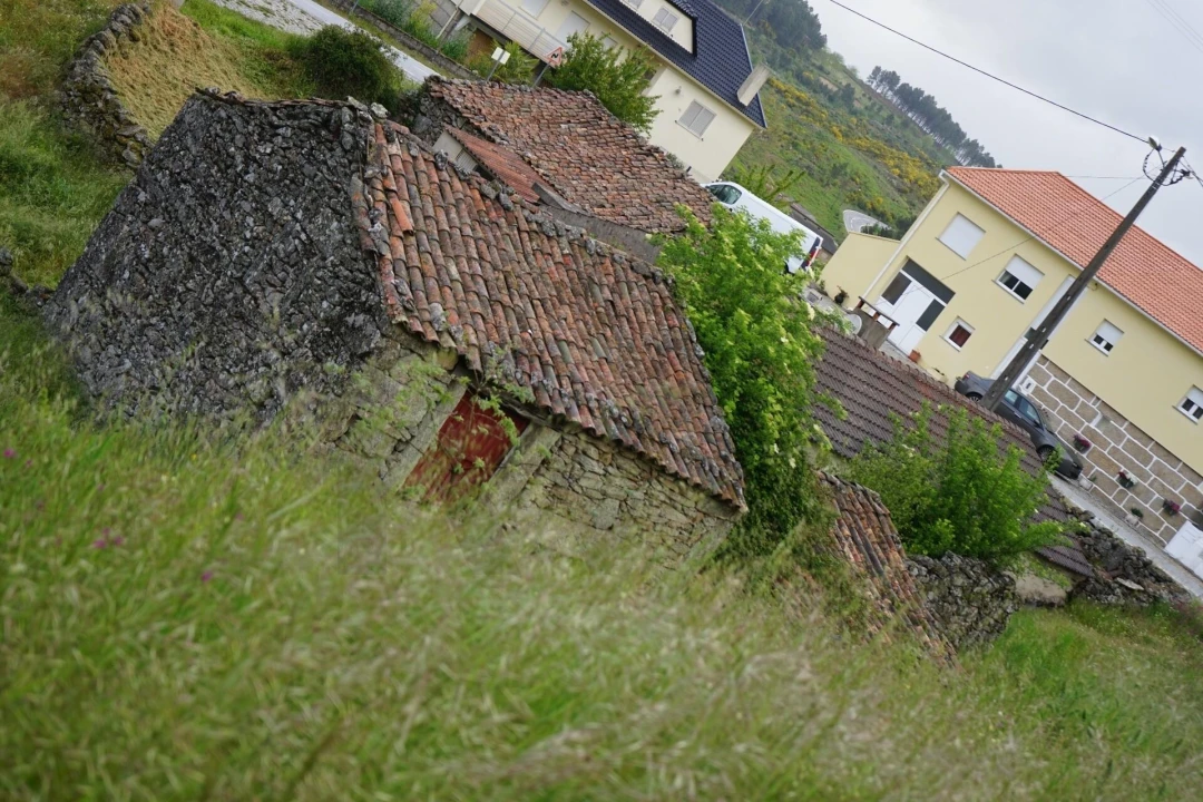Moradia T4 para Venda em Aguiar da Beira e Coruche Foto 11