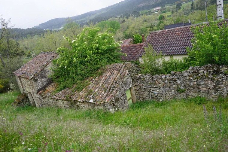 Moradia T4 para Venda em Aguiar da Beira e Coruche Foto 14