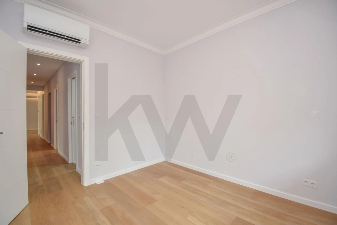 Apartamento T3 para Venda em Benfica Foto 23