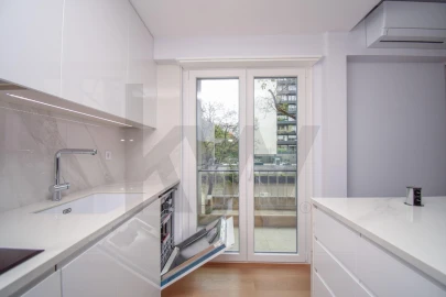Apartamento T3 para Venda em Benfica
